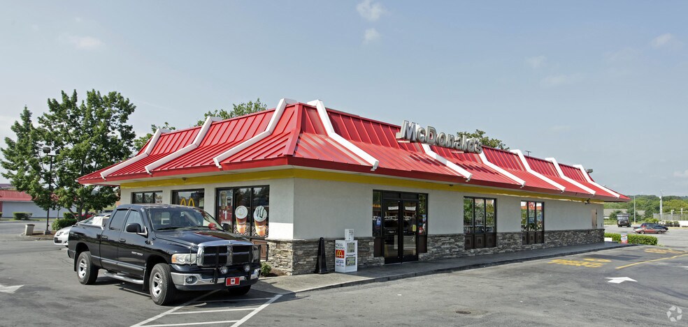 More Photos Of 127-217 Forks of the River Pky, Sevierville Unknown For Lease