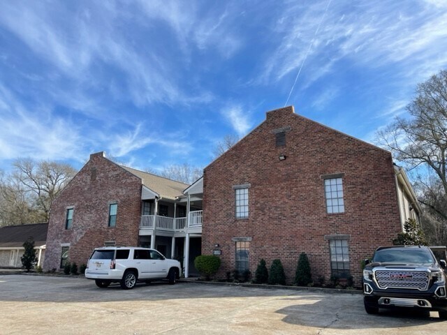 Primary Photo Of 5627 Superior Dr, Baton Rouge Office For Sale