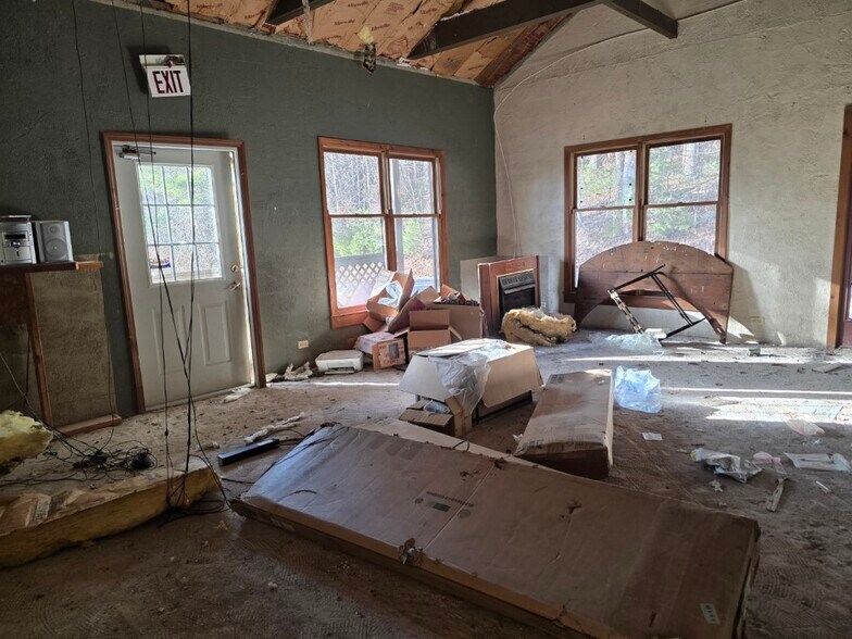 More Photos Of 182 Woodberry Rd Sw, Meadows Of Dan Hotel For Sale