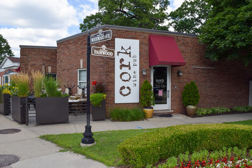 Primary Photo Of 23810 Woodward Ave, Pleasant Ridge Storefront Retail Office For Sale