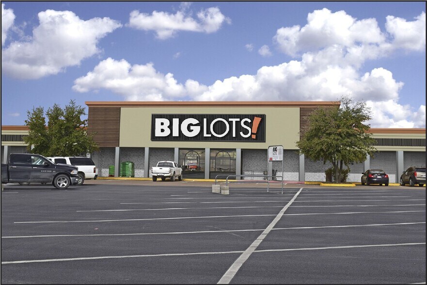 More Photos Of 2109-2133 W Washington St, Stephenville Unknown For Lease