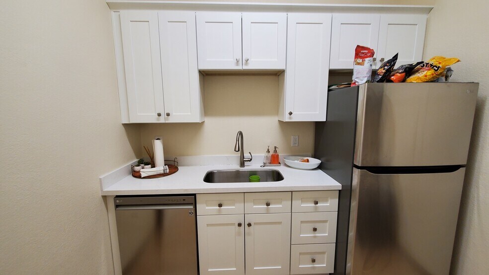 More Photos Of 18205 N 51st Ave, Glendale Medical For Lease