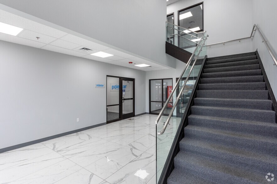 More Photos Of 2920 George Washington Way, Richland Office For Sale