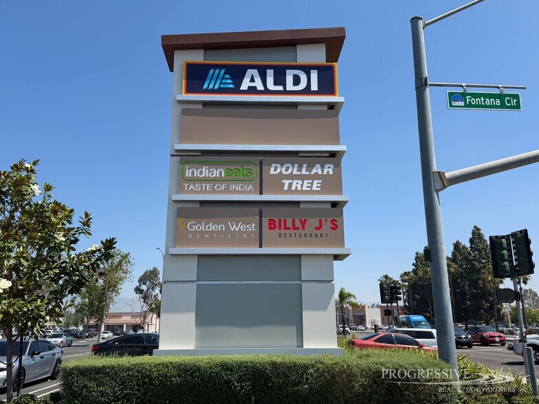 More Photos Of 9934-10048 Sierra Ave, Fontana Unknown For Lease