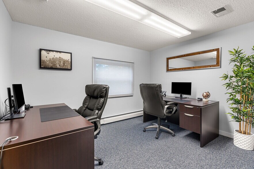 More Photos Of 859 Washington St, Easton Office For Lease