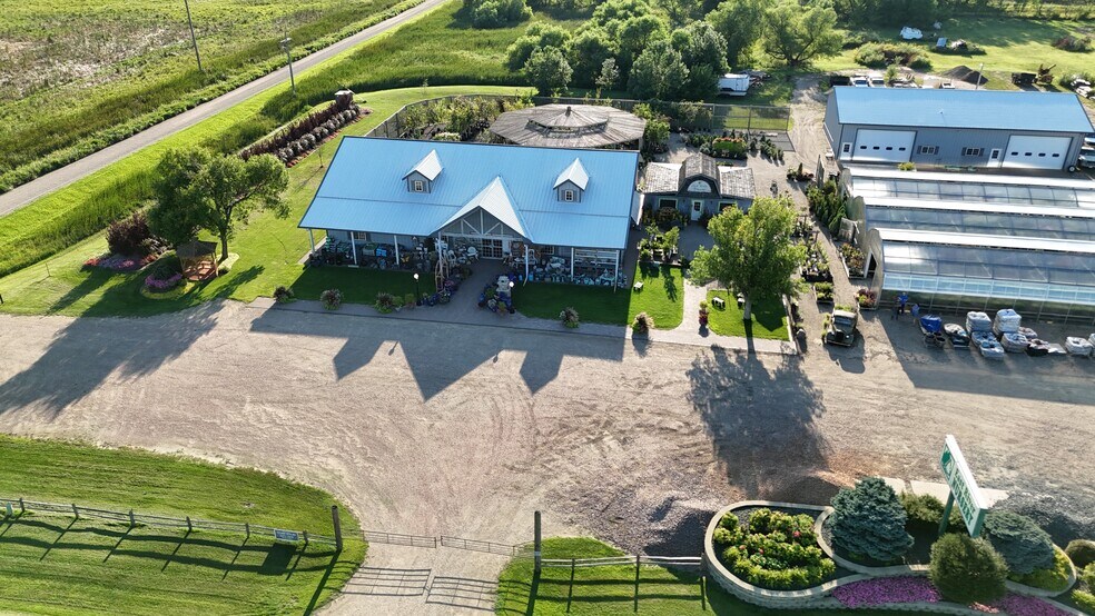 More Photos Of 5659 Dakota Ave S, Huron Garden Center For Sale