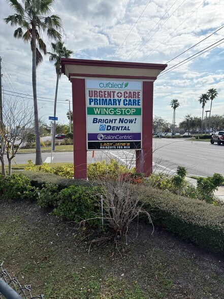 More Photos Of 2080-2094 Gulf To Bay Blvd, Clearwater General Retail For Lease