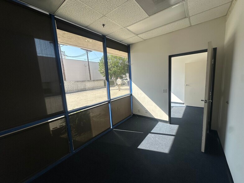 More Photos Of 1819 Dana St, Glendale Manufacturing For Lease