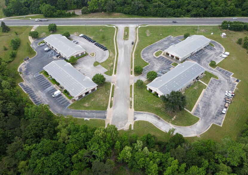 More Photos Of 104-115 Jordan Plaza Blvd, Tyler Unknown For Lease
