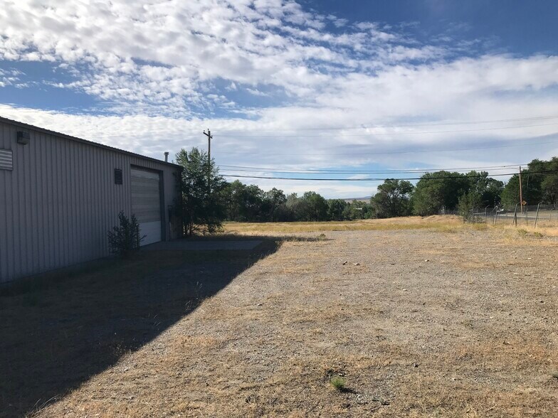 More Photos Of 801 W Main St, Riverton Warehouse For Sale