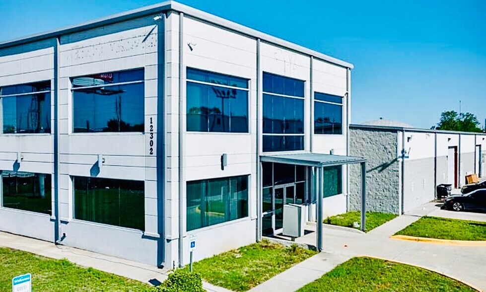 More Photos Of , Houston Unknown For Sale