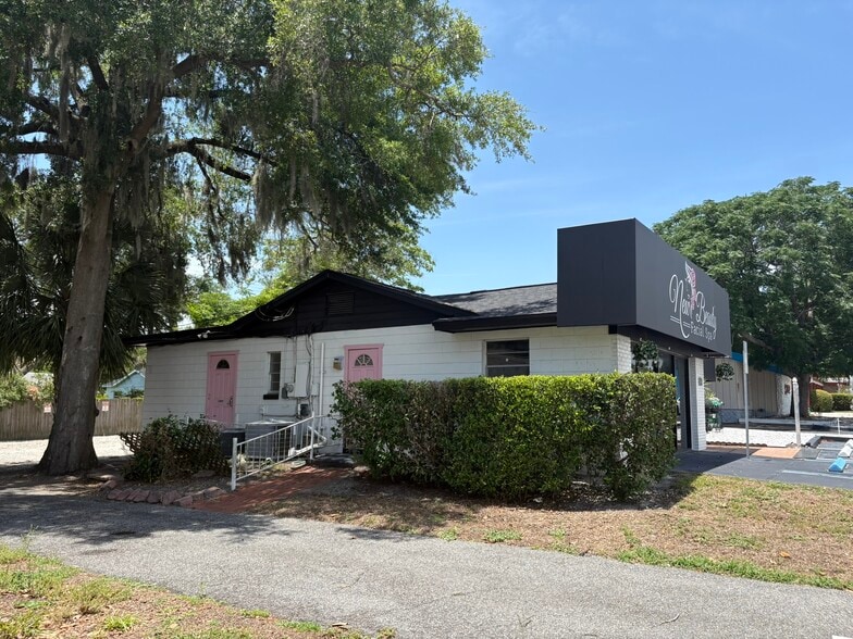 Primary Photo Of 264 E Altamonte Dr, Altamonte Springs Freestanding For Lease