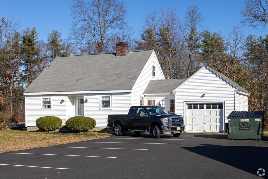 More Photos Of 777 Boston Rd, Groton Storefront For Lease