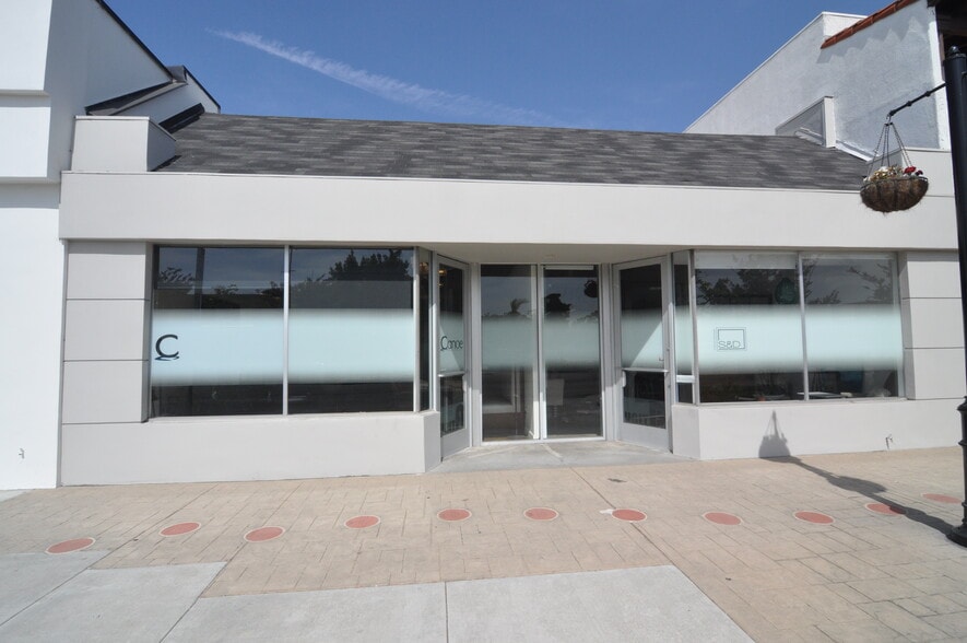 More Photos Of 333 Main St, El Segundo Storefront For Lease