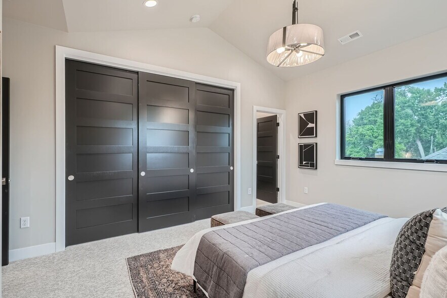 More Photos Of 606 Arapahoe St, Golden Apartments For Sale