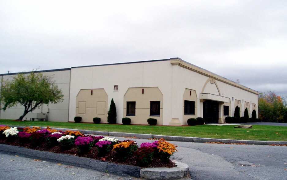 More Photos Of 145 Flanders Rd, Westborough Manufacturing For Lease