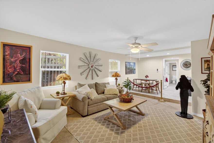 More Photos Of 805 N Wheeler St, Plant City Hospitality For Sale