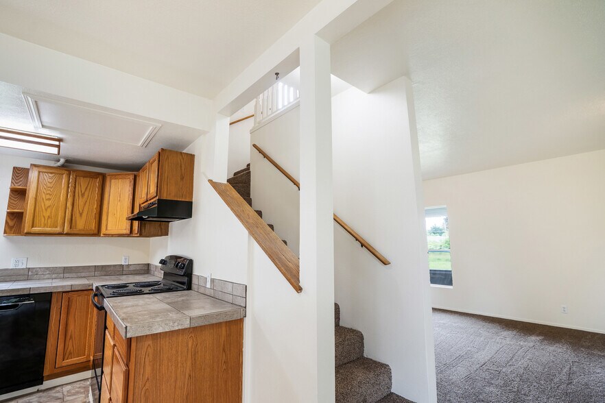 More Photos Of 1133 Irvington Dr, Eugene Land For Sale
