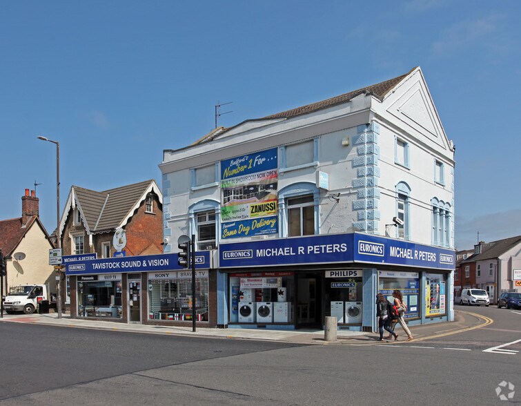 More Photos Of 23 Tavistock St, Bedford Storefront Retail Office For Lease