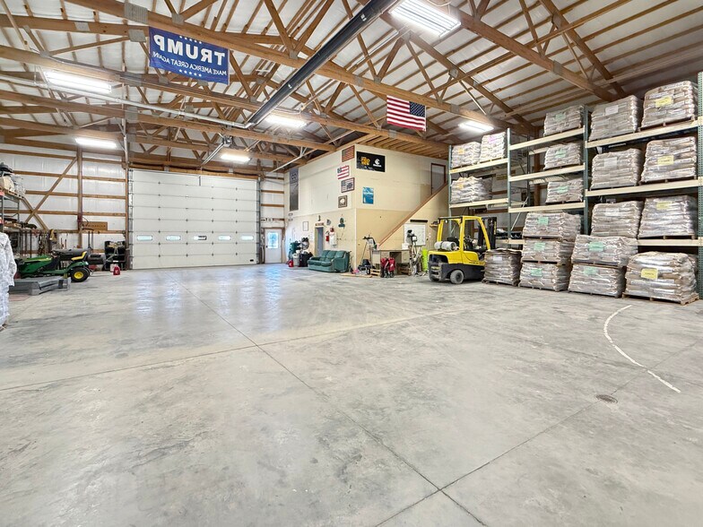 More Photos Of 39300 County Road 71, Crook Flex For Sale