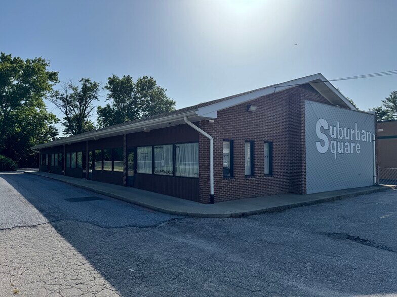 Primary Photo Of 623-631 Reisterstown Rd, Pikesville Office For Lease