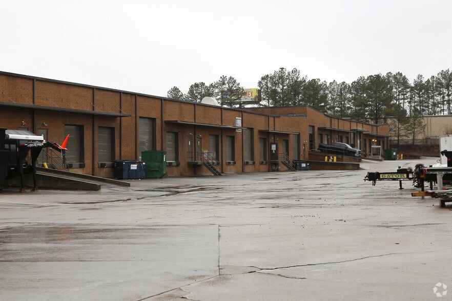 829 Pickens Industrial Dr, Marietta, GA 30062 Industrial For Lease