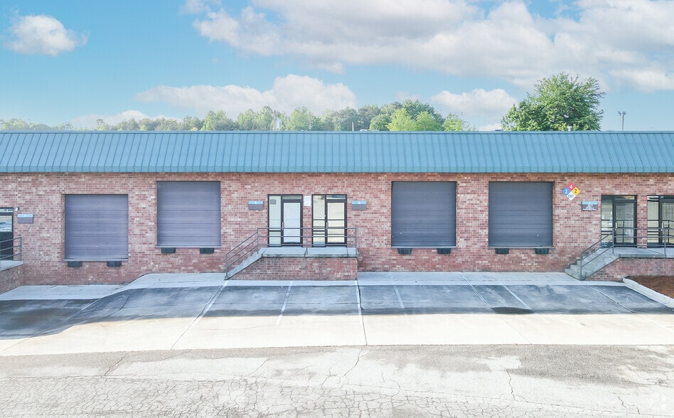 More Photos Of 6120 Brookshire Blvd, Charlotte Light Distribution For Sale