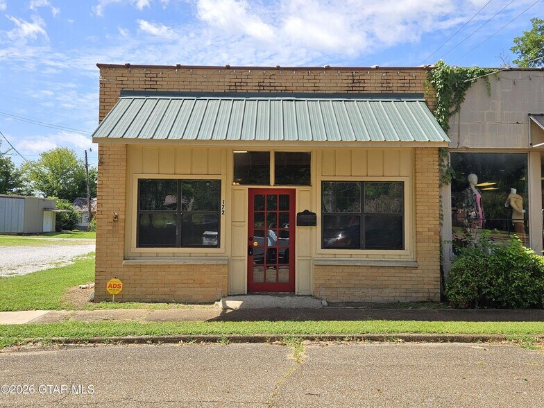 Primary Photo Of 172 W North St, Macon Restaurant For Sale