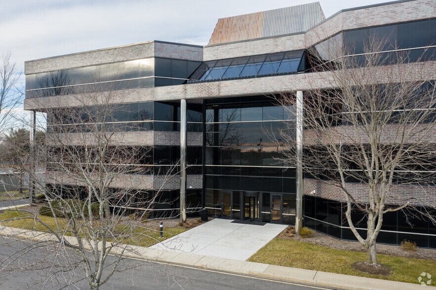 More Photos Of 331 Newman Springs Rd, Red Bank Unknown For Lease