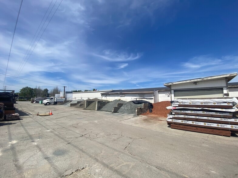 More Photos Of 2075 Norfolk St, San Mateo Freestanding For Sale