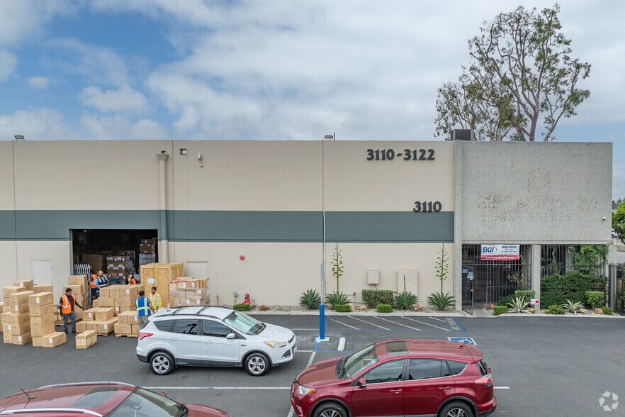 More Photos Of 3110-3122 E Via Mondo Rd, Compton Warehouse For Lease