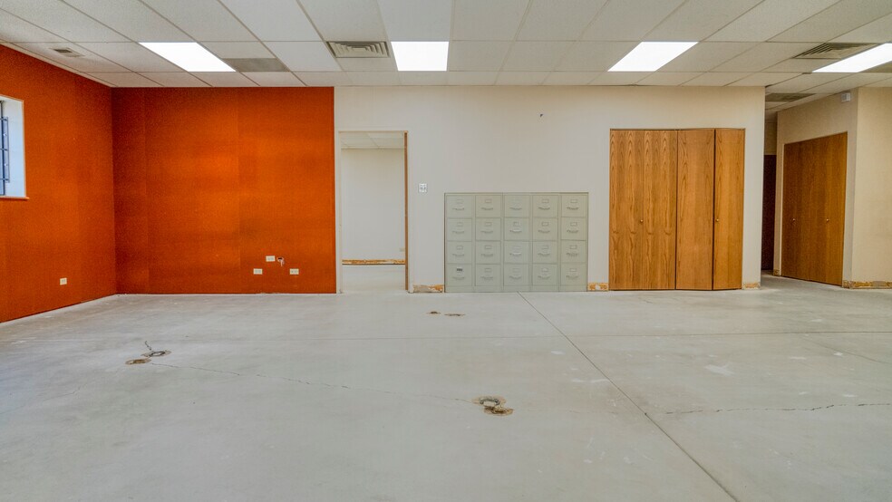 More Photos Of 2737 W 2nd Ave, Denver Warehouse For Sale