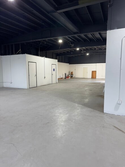 More Photos Of 1315 N Main St, Santa Ana Freestanding For Lease