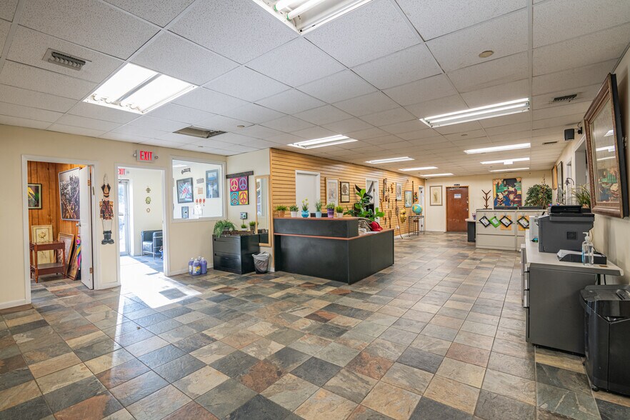 More Photos Of 185 Van Winkle Ave, Hawthorne Warehouse For Lease