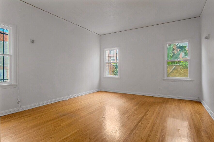 More Photos Of 712 S Stanley Ave, Los Angeles Apartments For Sale