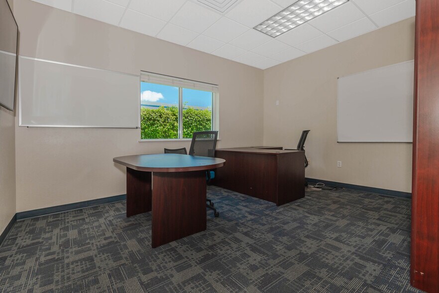 More Photos Of 3001 N 29th Ave, Hollywood Unknown For Lease