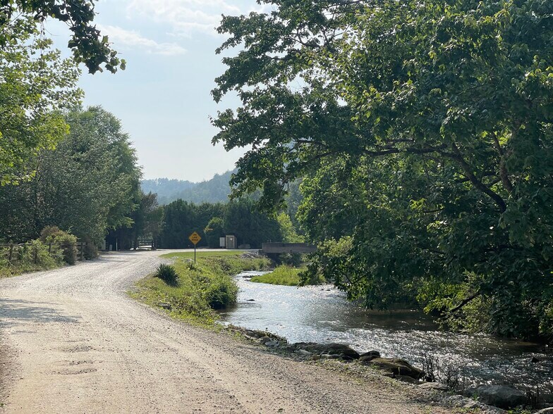 More Photos Of 92 Hunter Ridge Trl, Clayton Land For Sale