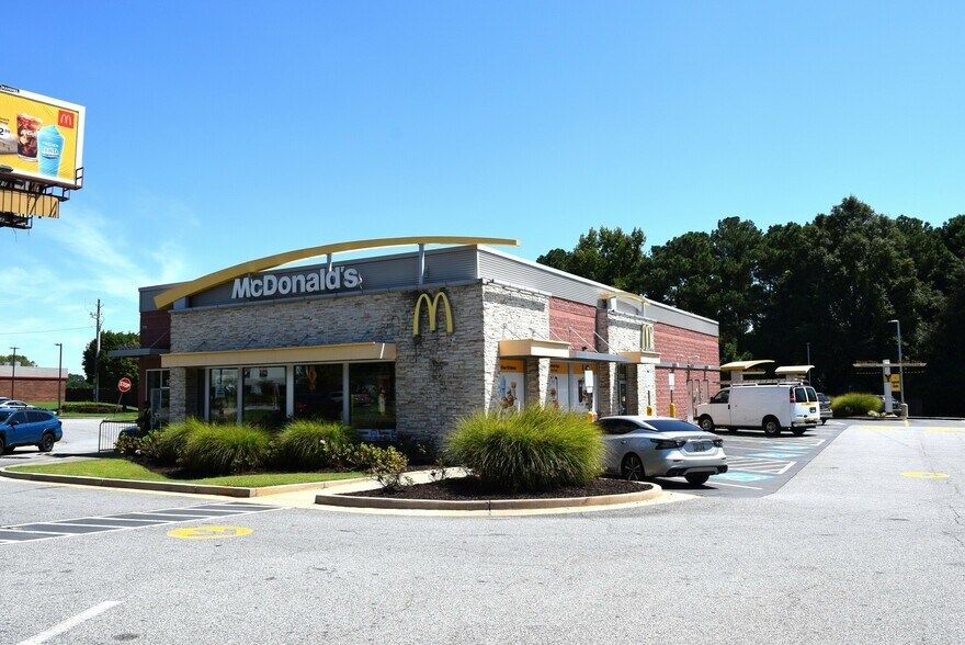 Primary Photo Of 1949 Mountain Industrial Blvd, Tucker Restaurant For Sale