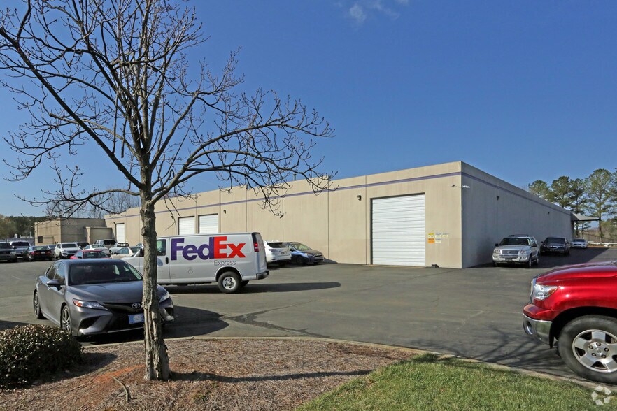 More Photos Of 2311 Englert Dr, Durham Warehouse For Lease