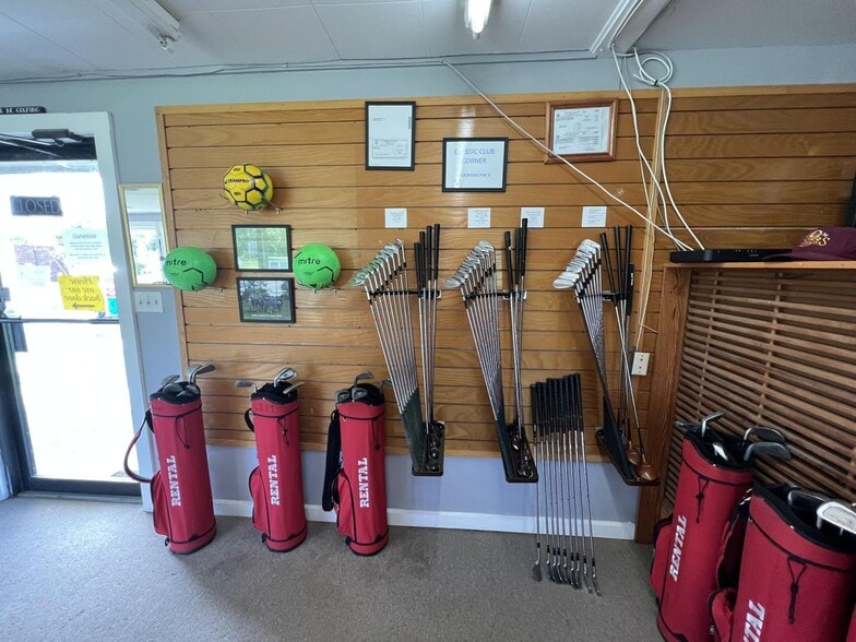 More Photos Of 6303 Williamson Rd, Roanoke Golf Course Driving Range For Sale