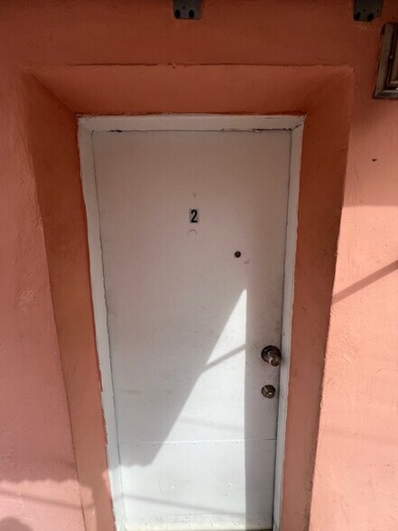 More Photos Of 77 Northwest Blvd, Miami Multifamily For Sale