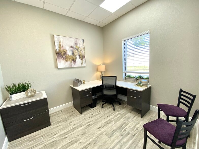 More Photos Of 1211 Tech Blvd, Tampa Manufacturing For Lease