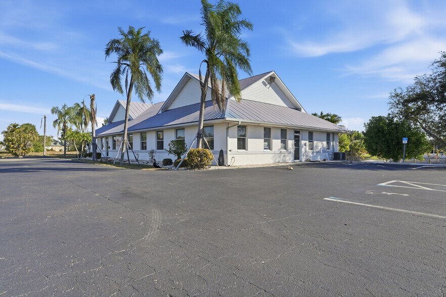 More Photos Of 3301 Del Prado Blvd S, Cape Coral Office For Sale