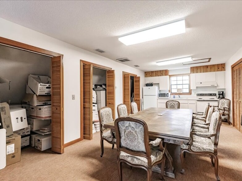 More Photos Of 13225 FL-64, Bradenton Loft Creative Space For Sale