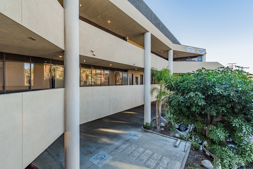 More Photos Of 12828 Harbor Blvd, Garden Grove Medical For Lease