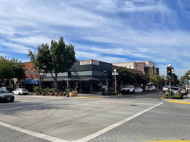 More Photos Of 501 S Myrtle Ave, Monrovia Office For Sale