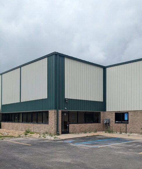 More Photos Of 12801 Silver Lake Rd, Brighton Manufacturing For Sale