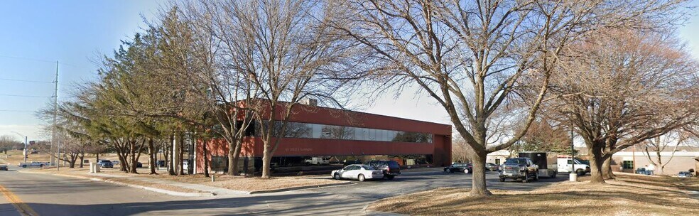More Photos Of 14344 Y St, Omaha Office For Lease