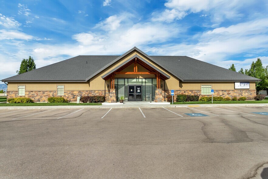 More Photos Of 1042 E 220 N, American Fork Medical For Sale