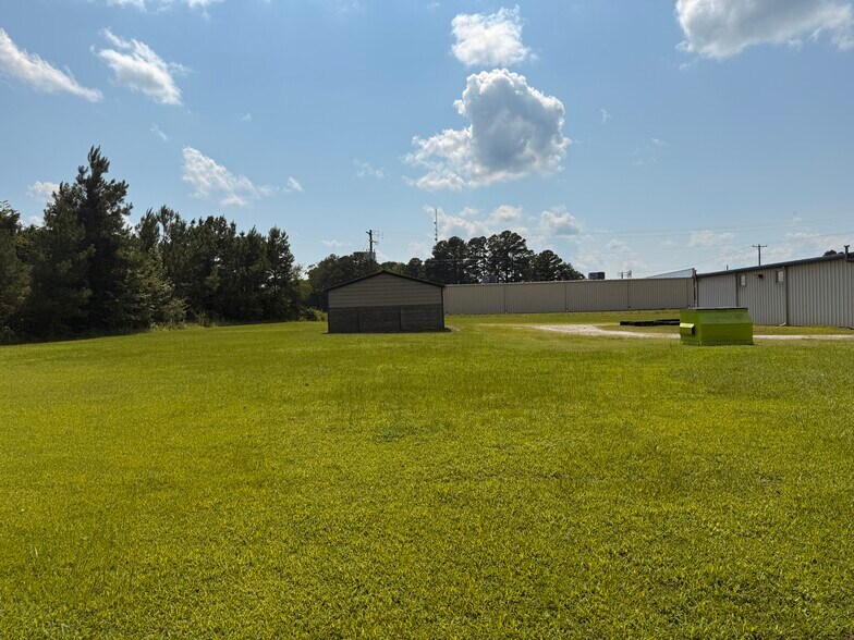 More Photos Of 1985 W Main St, Williamston Warehouse For Sale